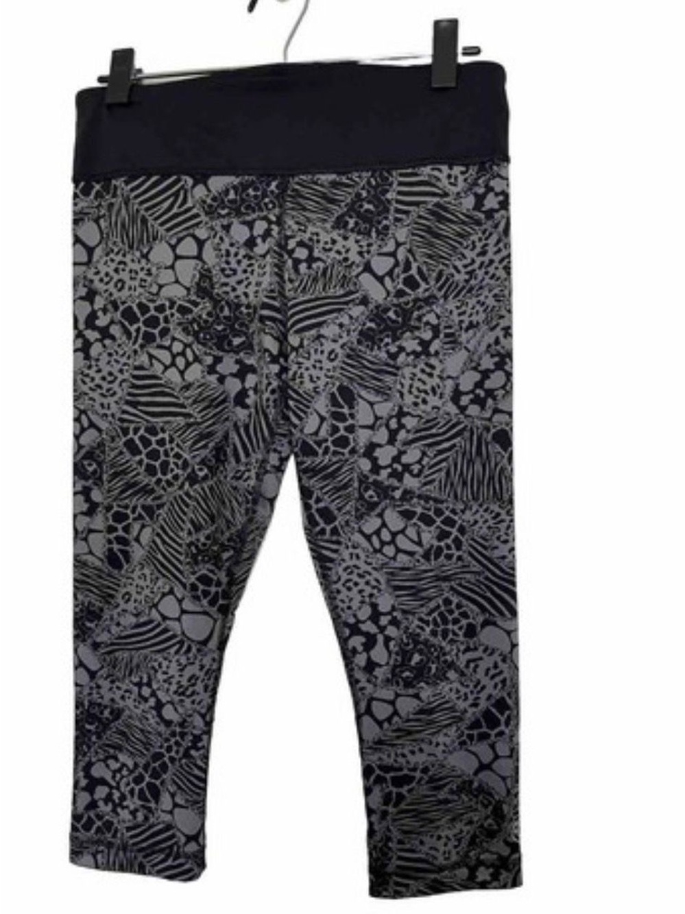Zumba AOP Crop Leggings Animal Print Gunmetal Cropped Size S Women's Activewear